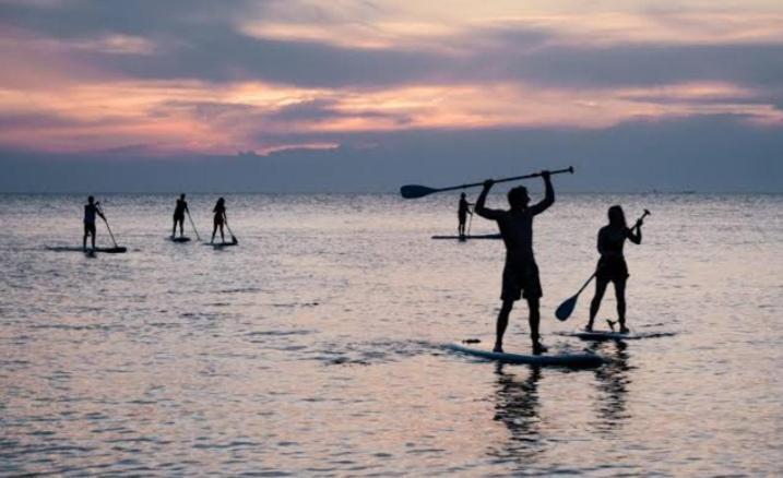 Grande Novo Frente Mar Pe Na Areia Apartamento *
