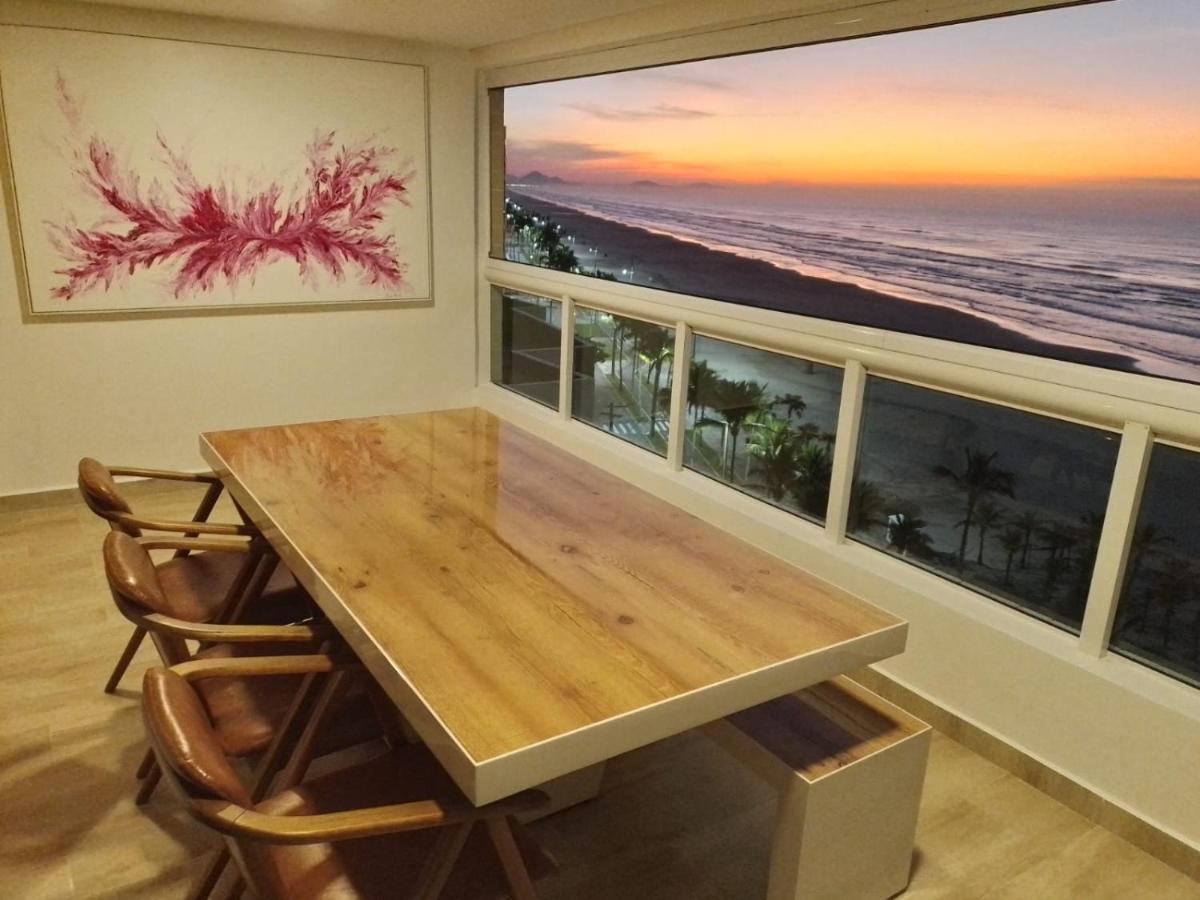 Grande Novo Frente Mar Pe Na Areia * Praia Grande (Santos)